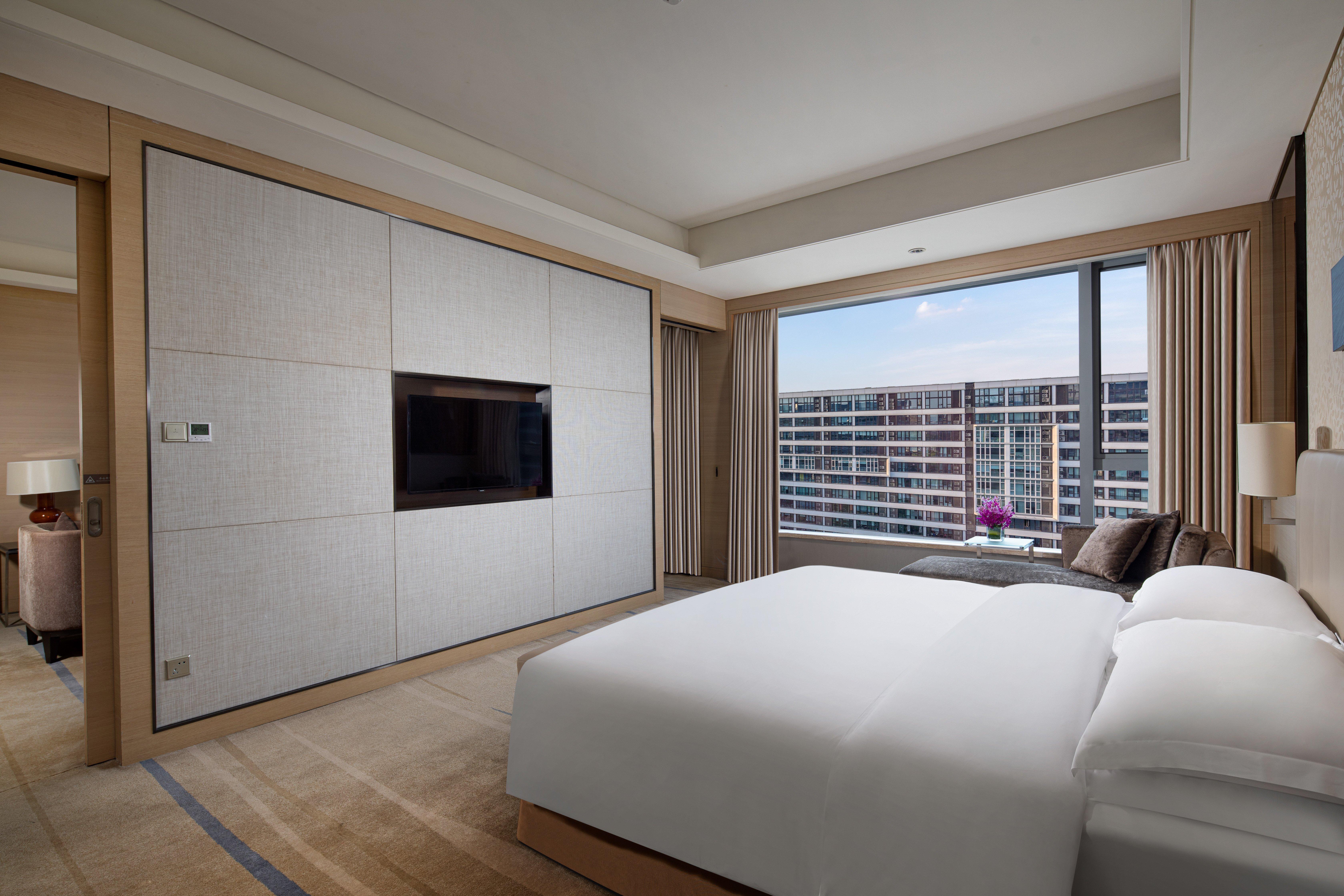 Crowne Plaza Guangzhou Huadu By Ihg - Free Shuttle Bus Between Hotel To Exhibition Center During Canton Fair Kültér fotó