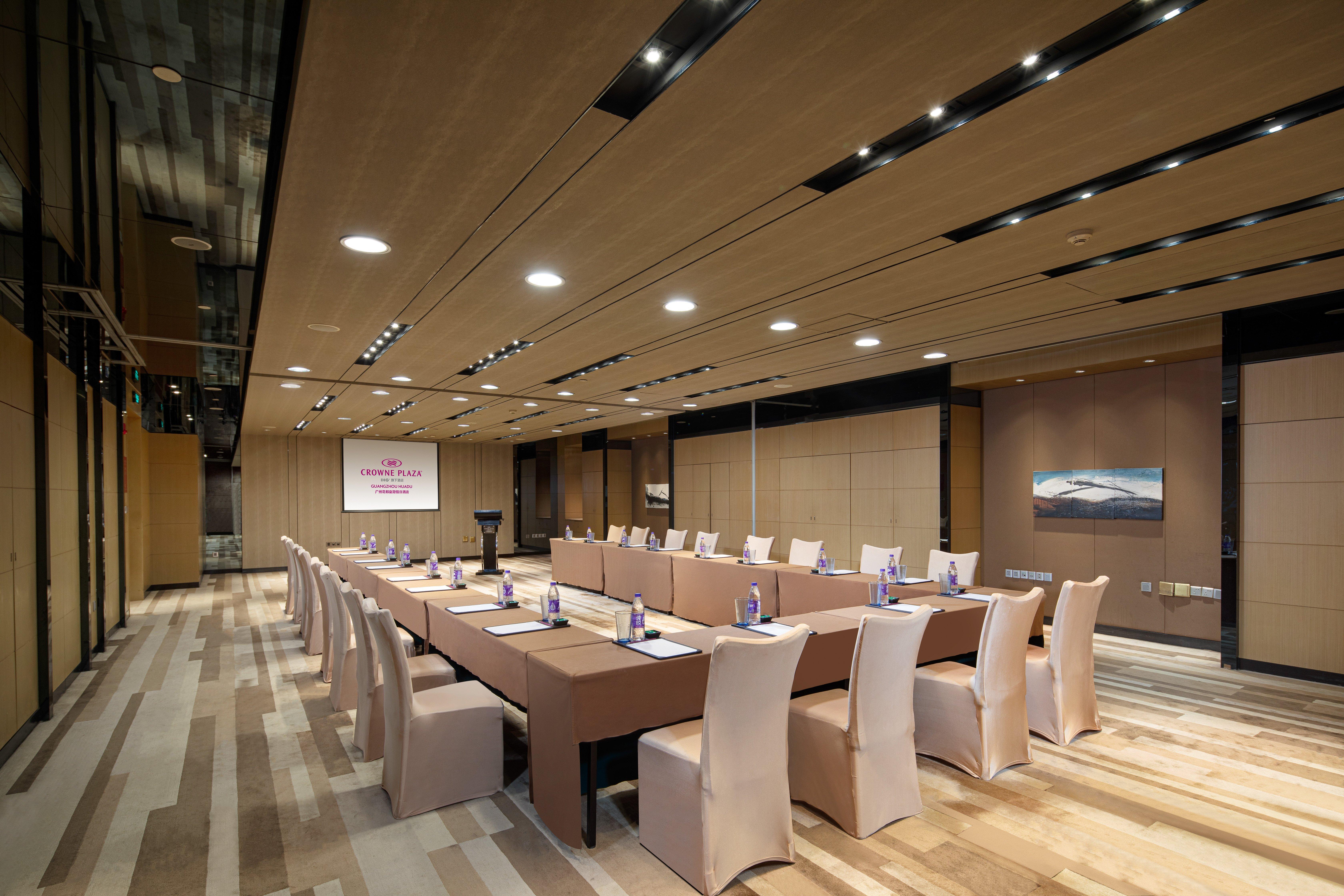 Crowne Plaza Guangzhou Huadu By Ihg - Free Shuttle Bus Between Hotel To Exhibition Center During Canton Fair Kültér fotó