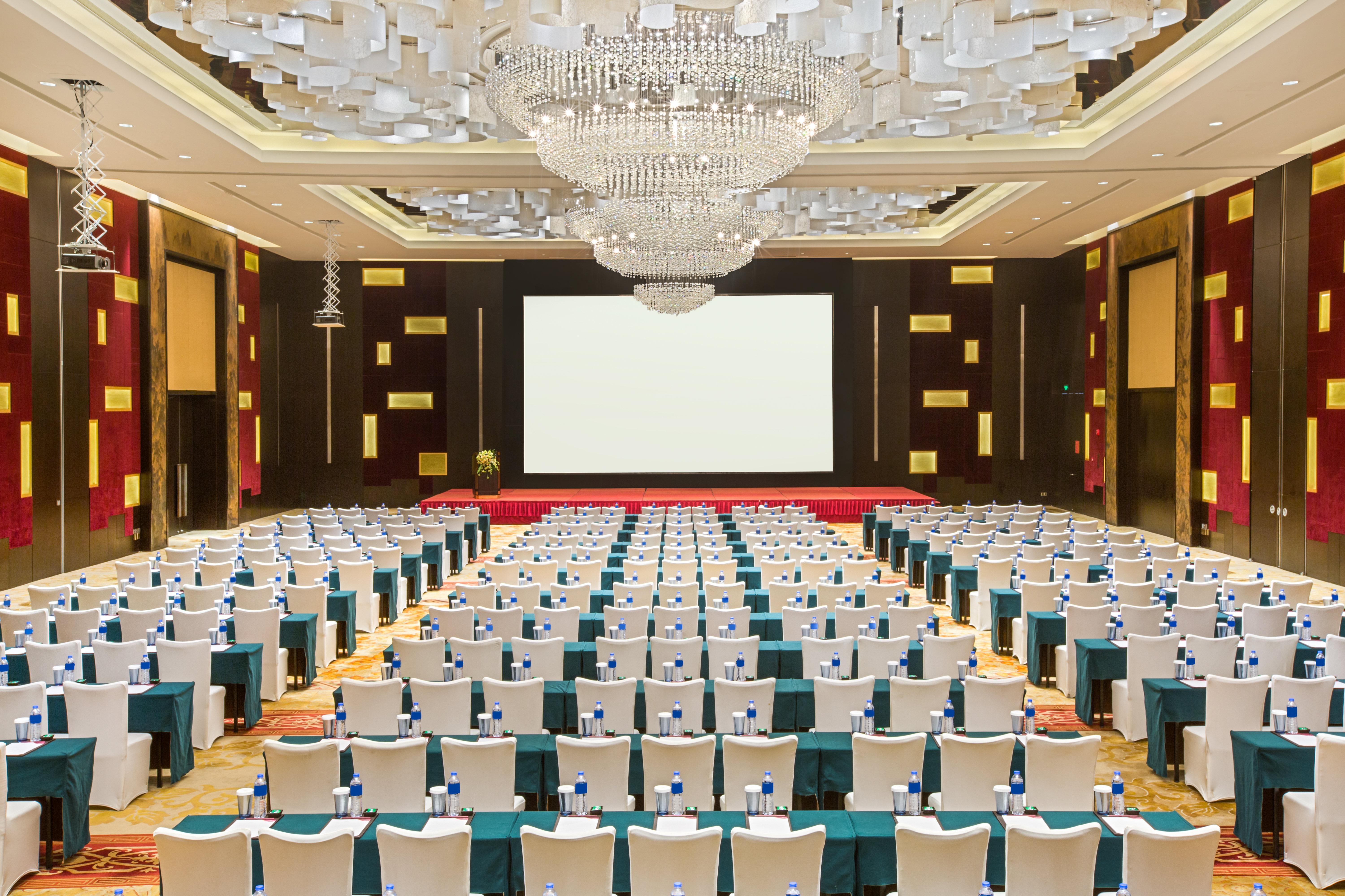 Crowne Plaza Guangzhou Huadu By Ihg - Free Shuttle Bus Between Hotel To Exhibition Center During Canton Fair Kültér fotó