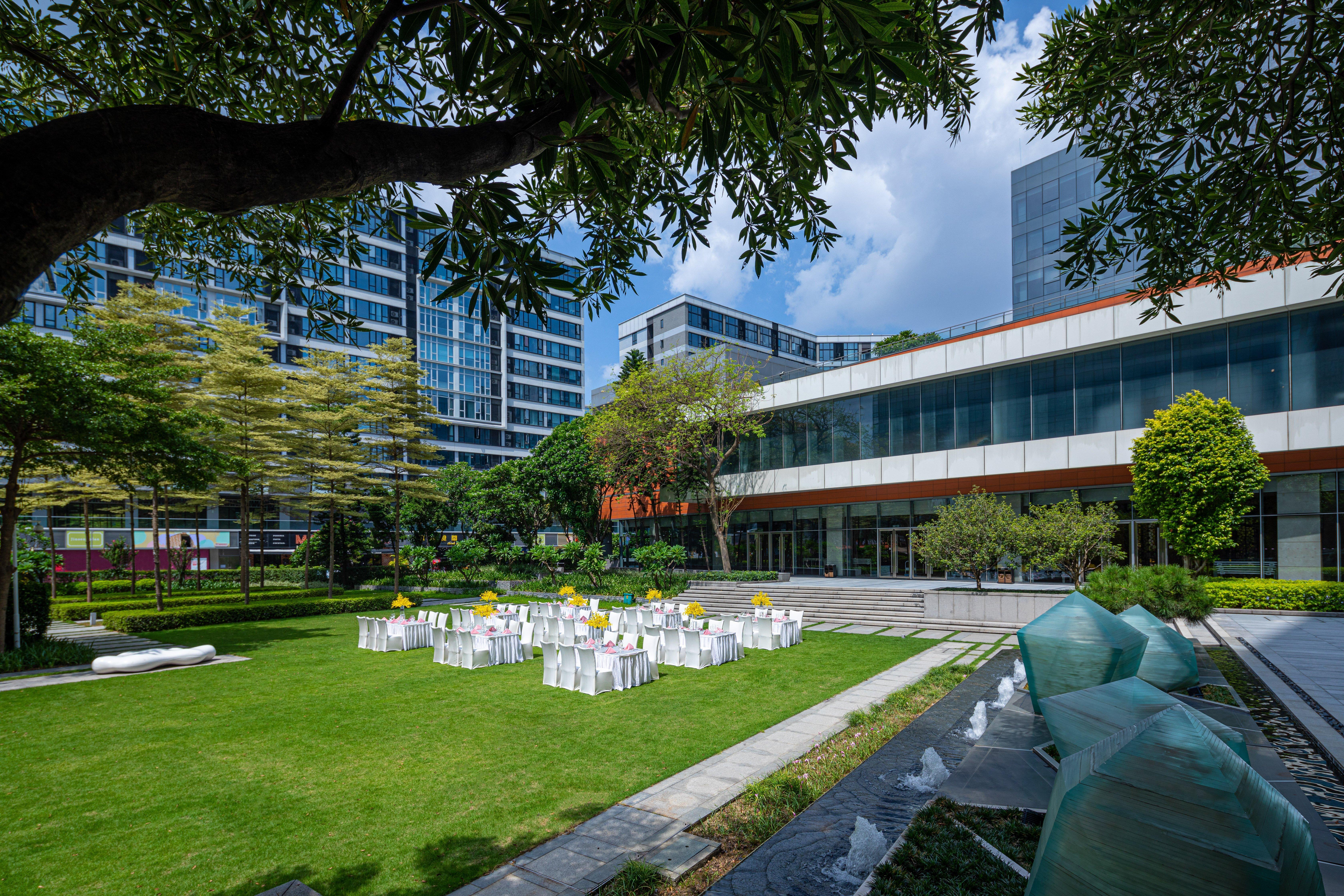 Crowne Plaza Guangzhou Huadu By Ihg - Free Shuttle Bus Between Hotel To Exhibition Center During Canton Fair Kültér fotó
