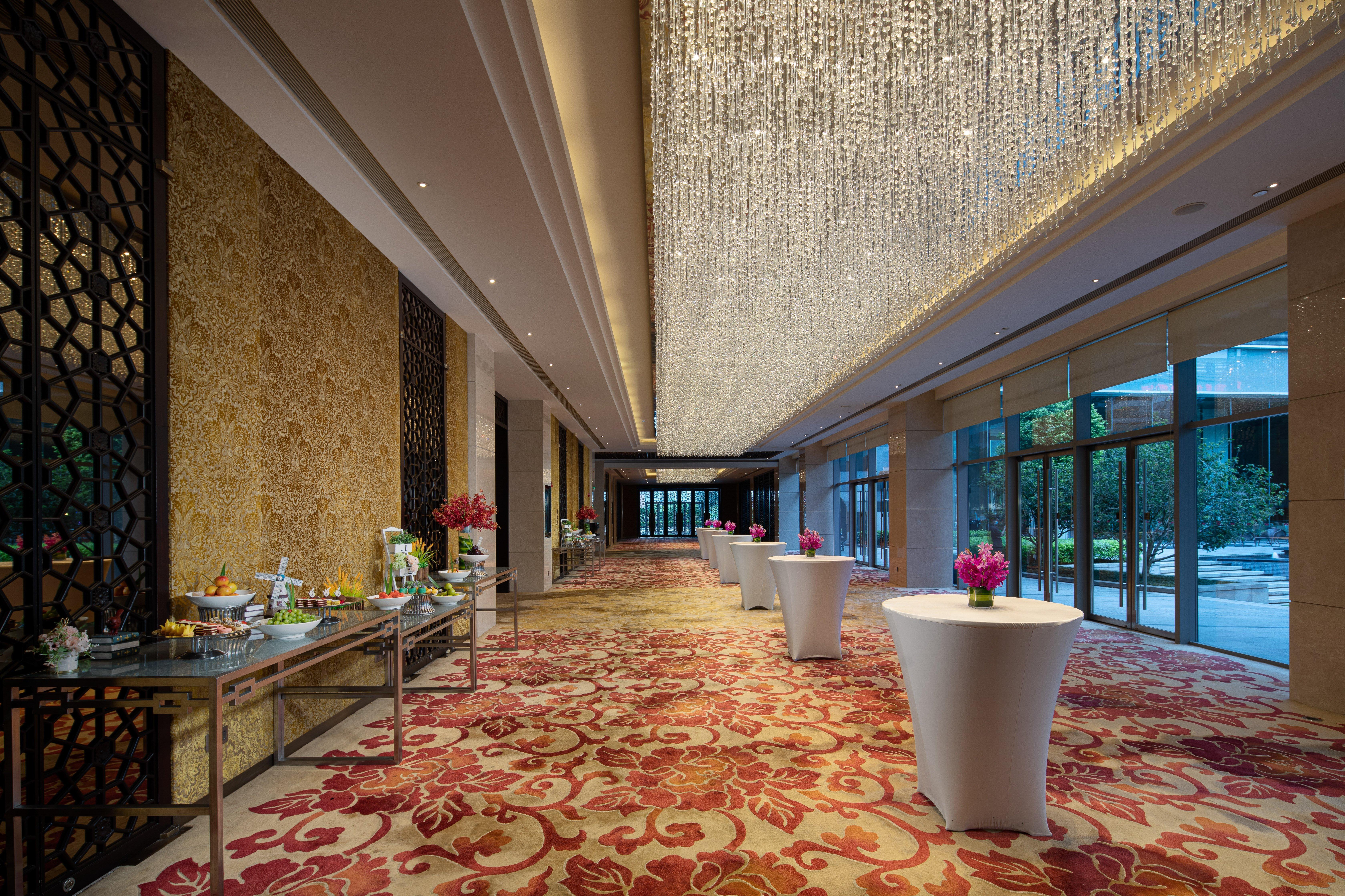 Crowne Plaza Guangzhou Huadu By Ihg - Free Shuttle Bus Between Hotel To Exhibition Center During Canton Fair Kültér fotó